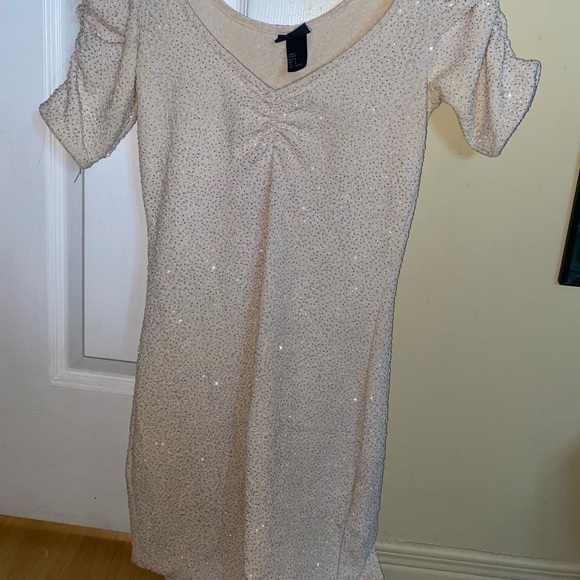 H&M sparkly beige mini dress - Picture 3 of 3